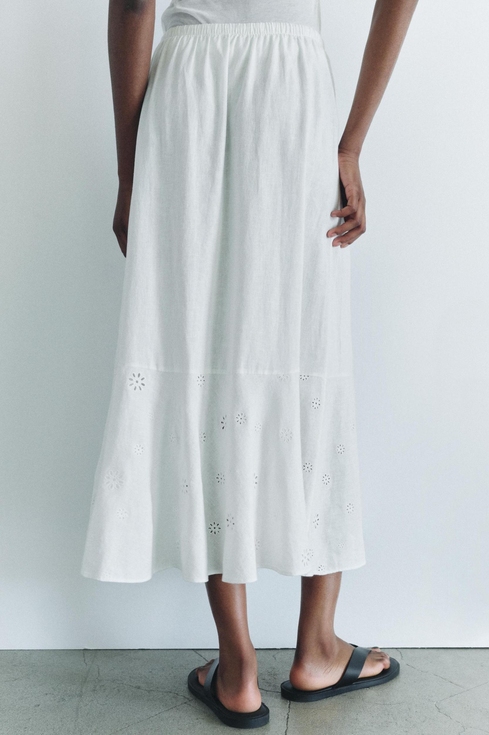 EMBROIDERED LINEN BLEND SKIRT ZW COLLECTION Product Image