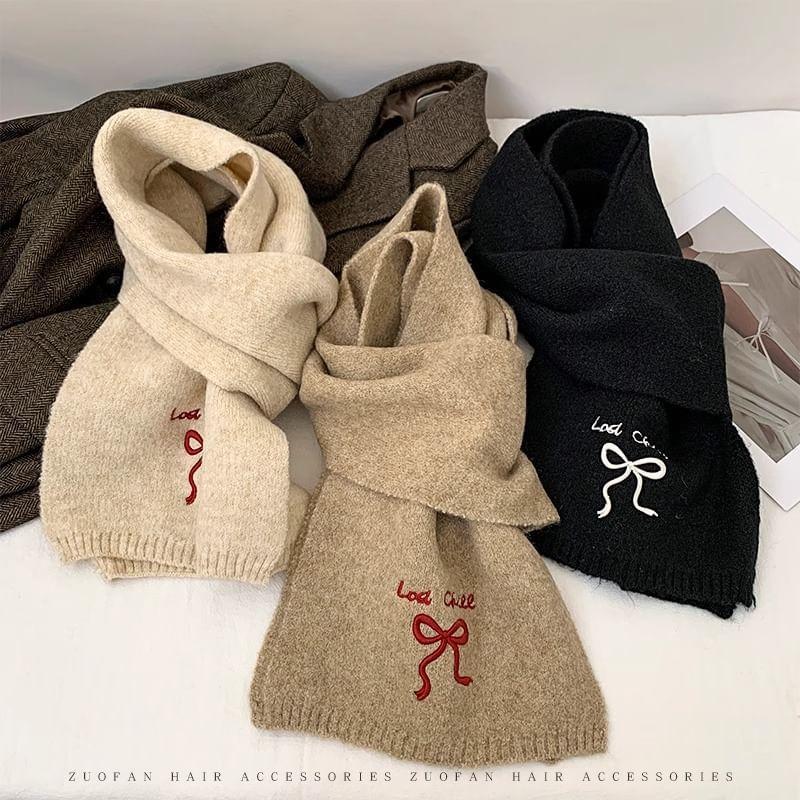Bow & Lettering Embroidered Plain Knit Scarf Product Image