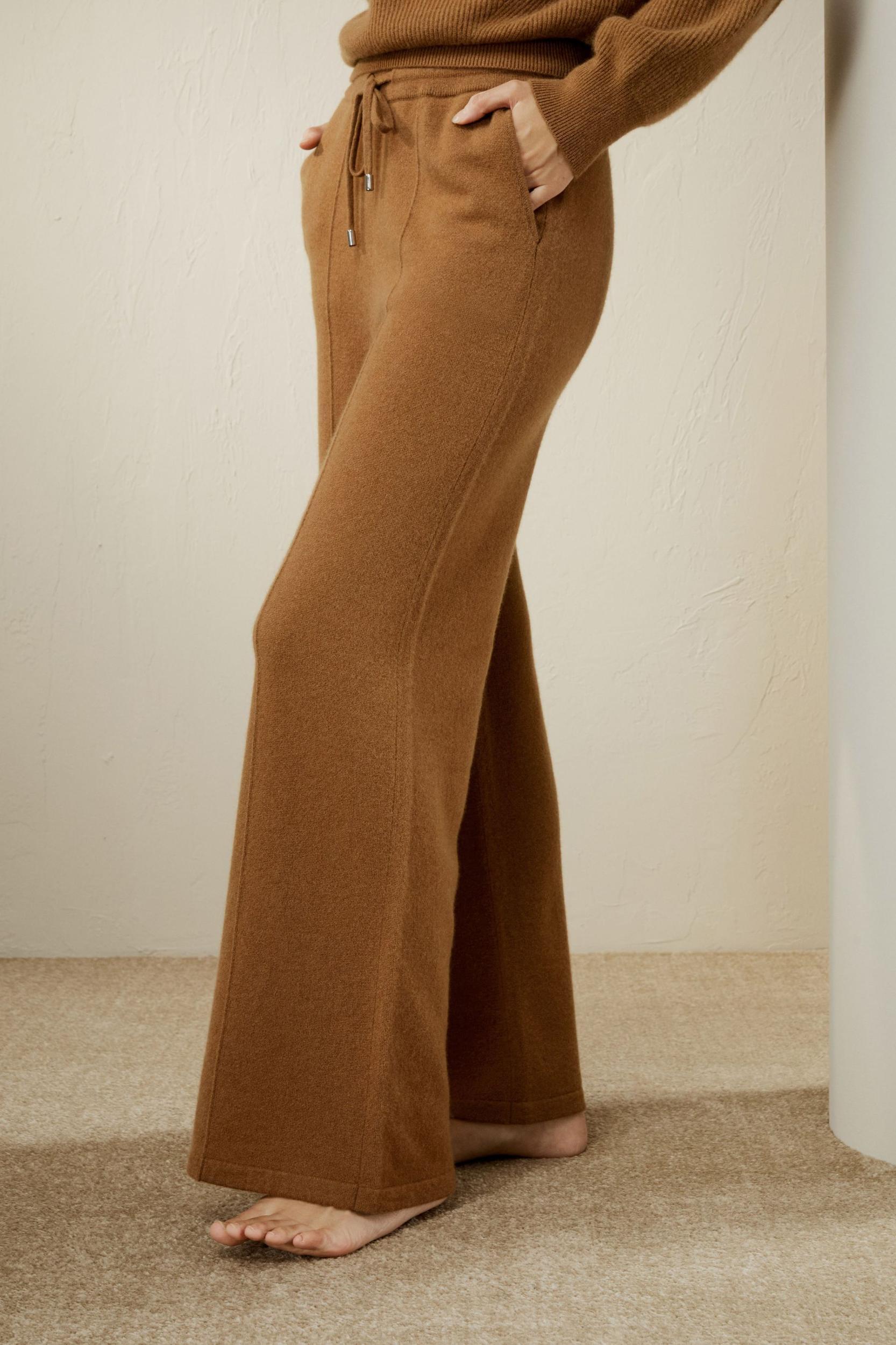 Fluid Cashmere Sweatpants Product Image