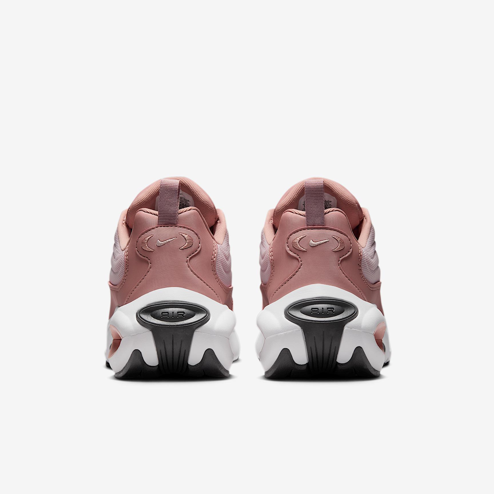 Nike Women's Air Max Portal Shoes Product Image