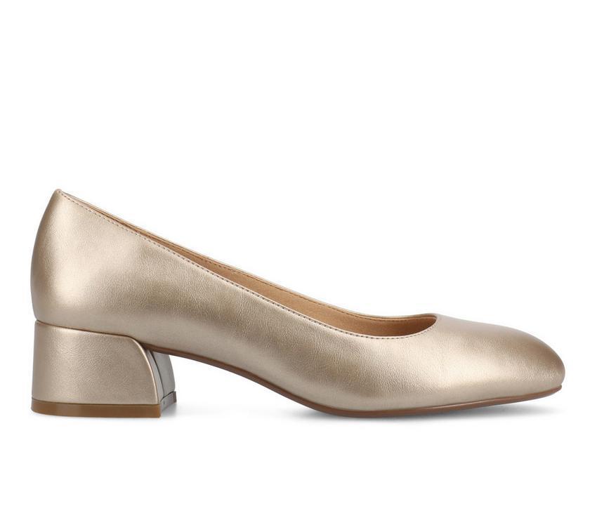 Women's Journee Collection SaarII Pumps Product Image