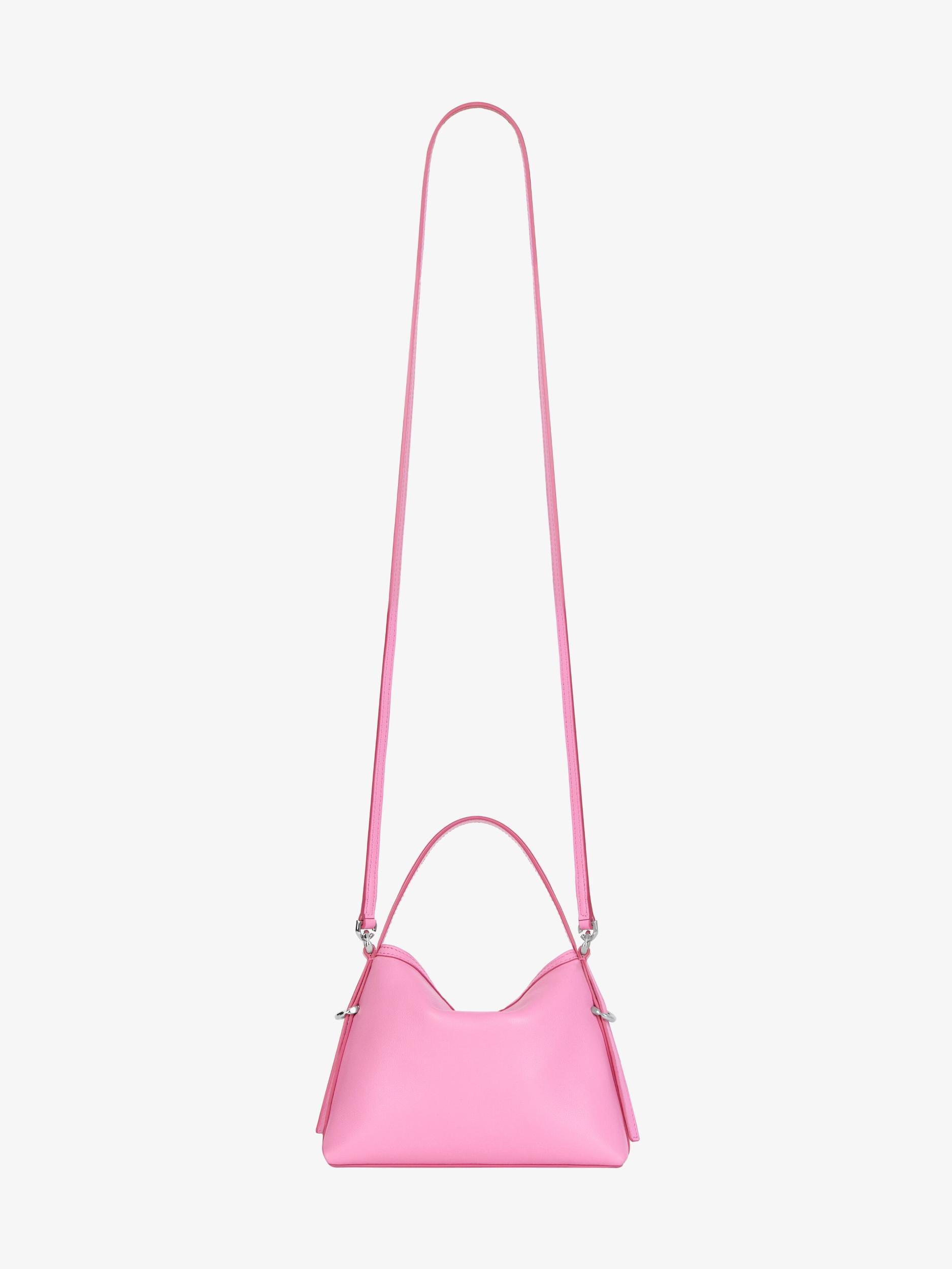 LETTER chain pouch in lizard Product Image