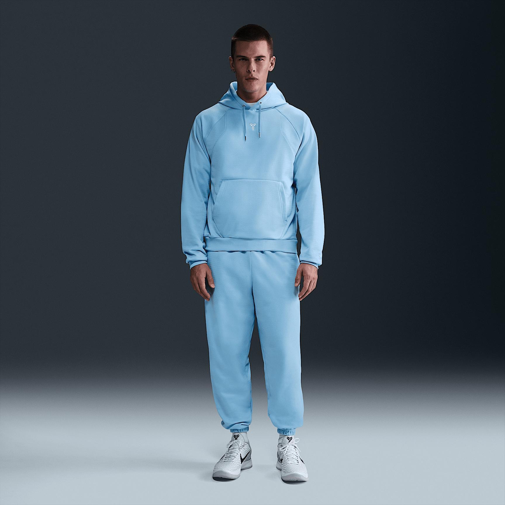 Nike Men's Kobe Therma-FIT Pullover Hoodie Product Image