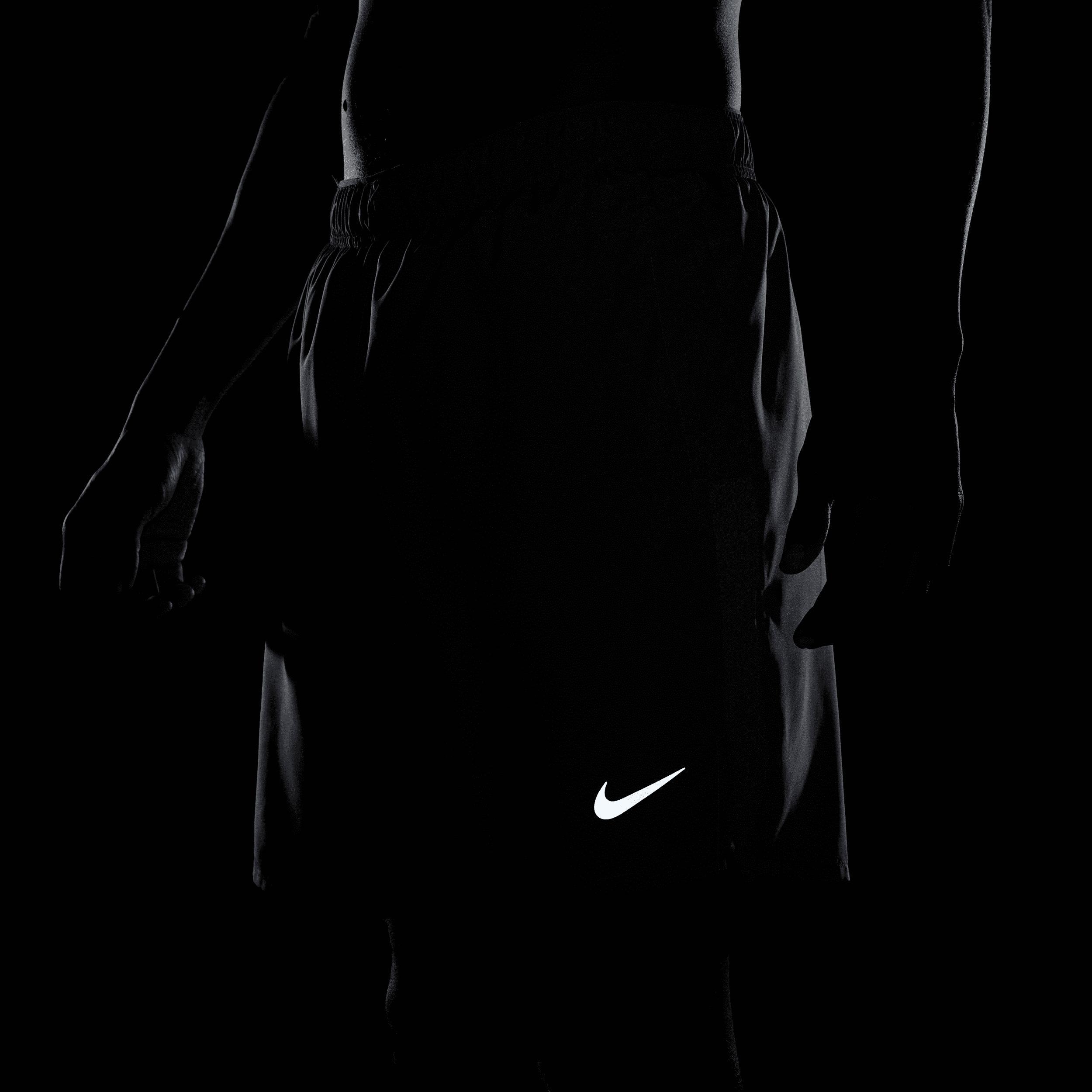 Nike Men's Challenger Dri-FIT 7" Brief-Lined Running Shorts Product Image