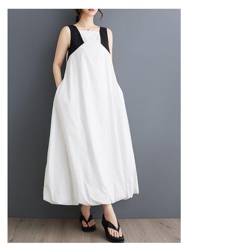 Sleeveless Square Neck Two Tone Maxi A-Line Dress Product Image