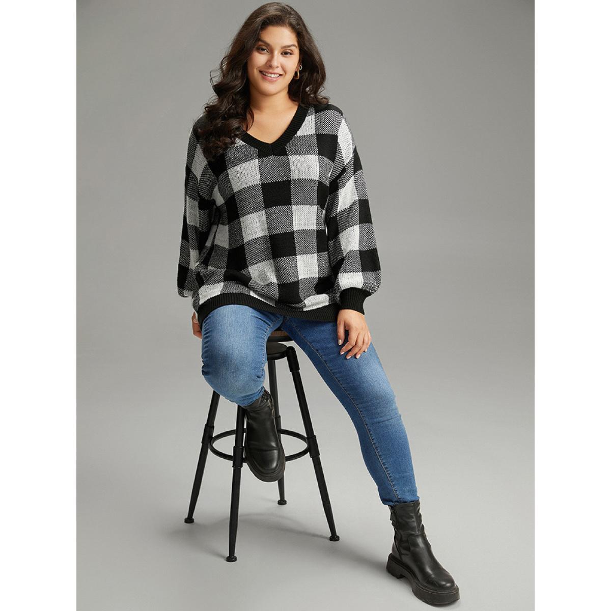 Plus Size V Neck Plaid Elastic Cuffs Pullover Black Women Casual Loose Long Sleeve V-neck Dailywear Pullovers BloomChic 18-20/2X Product Image