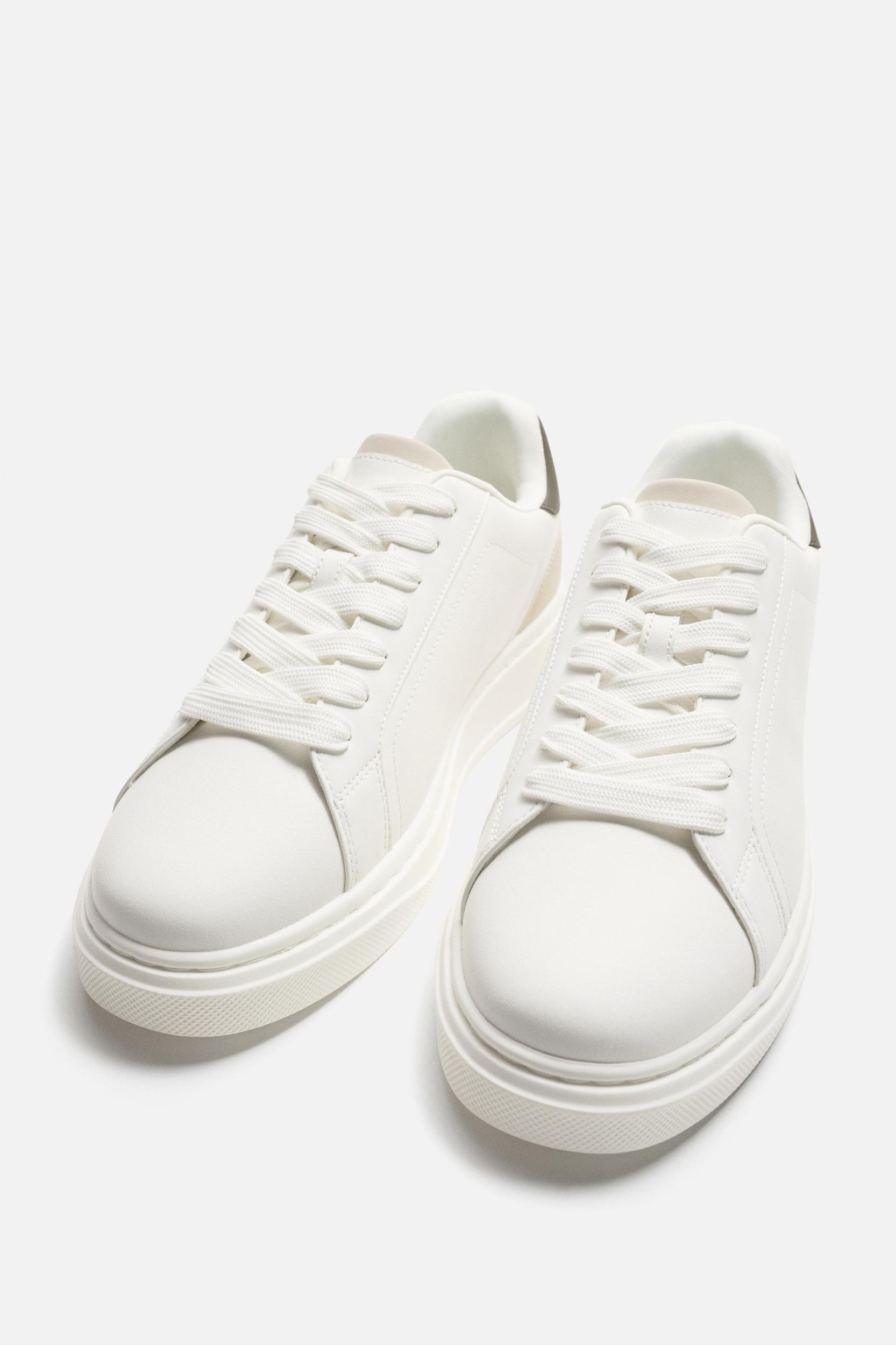 HEEL DETAIL SNEAKERS Product Image