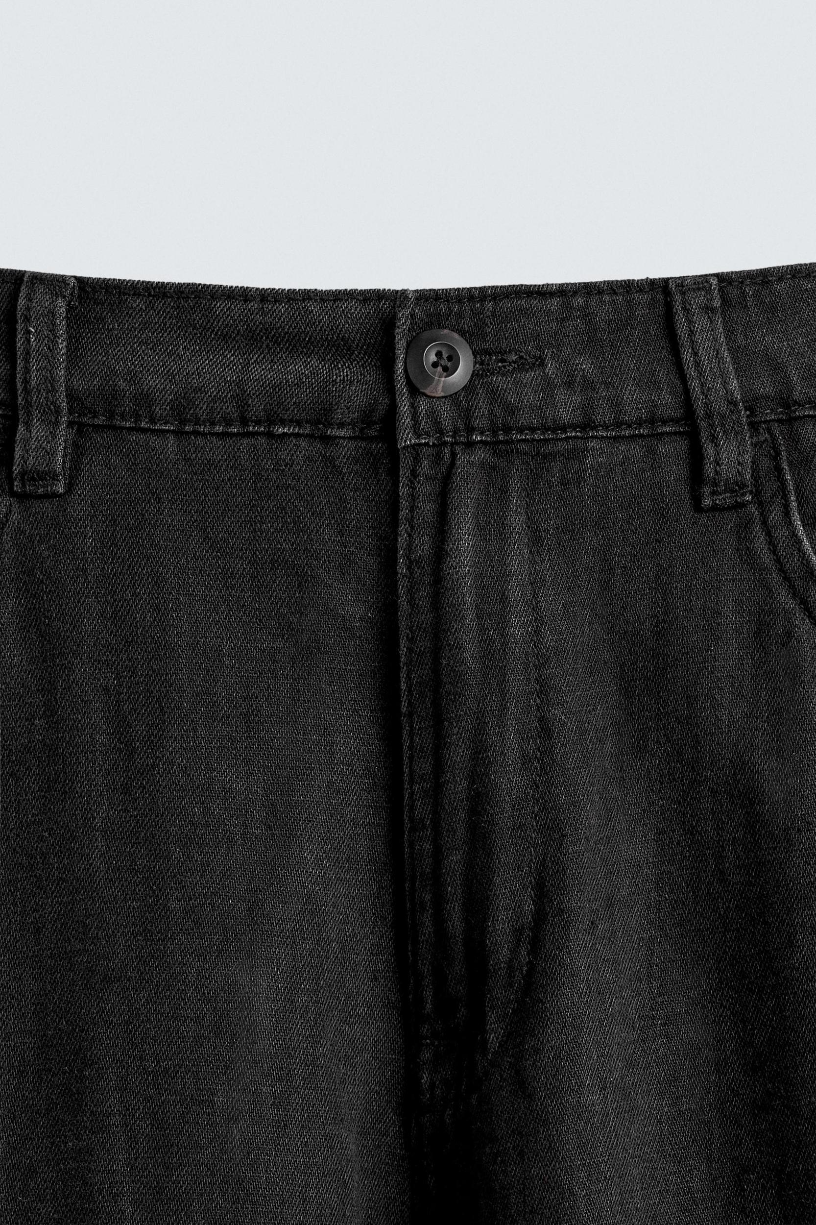 LIGHTWEIGHT LOOSE WIDE FIT JEANS Product Image