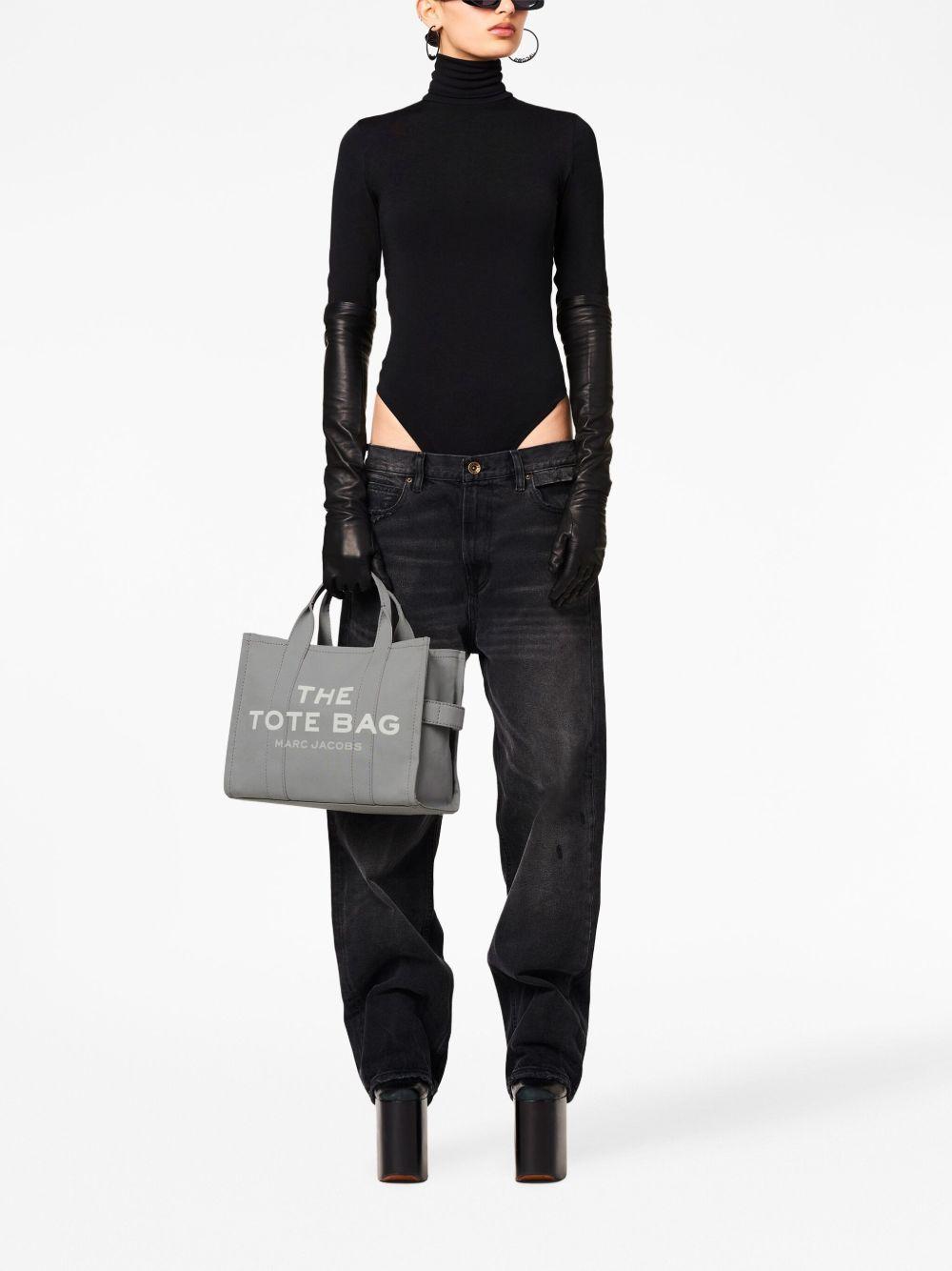 The Canvas Medium Tote bag Product Image