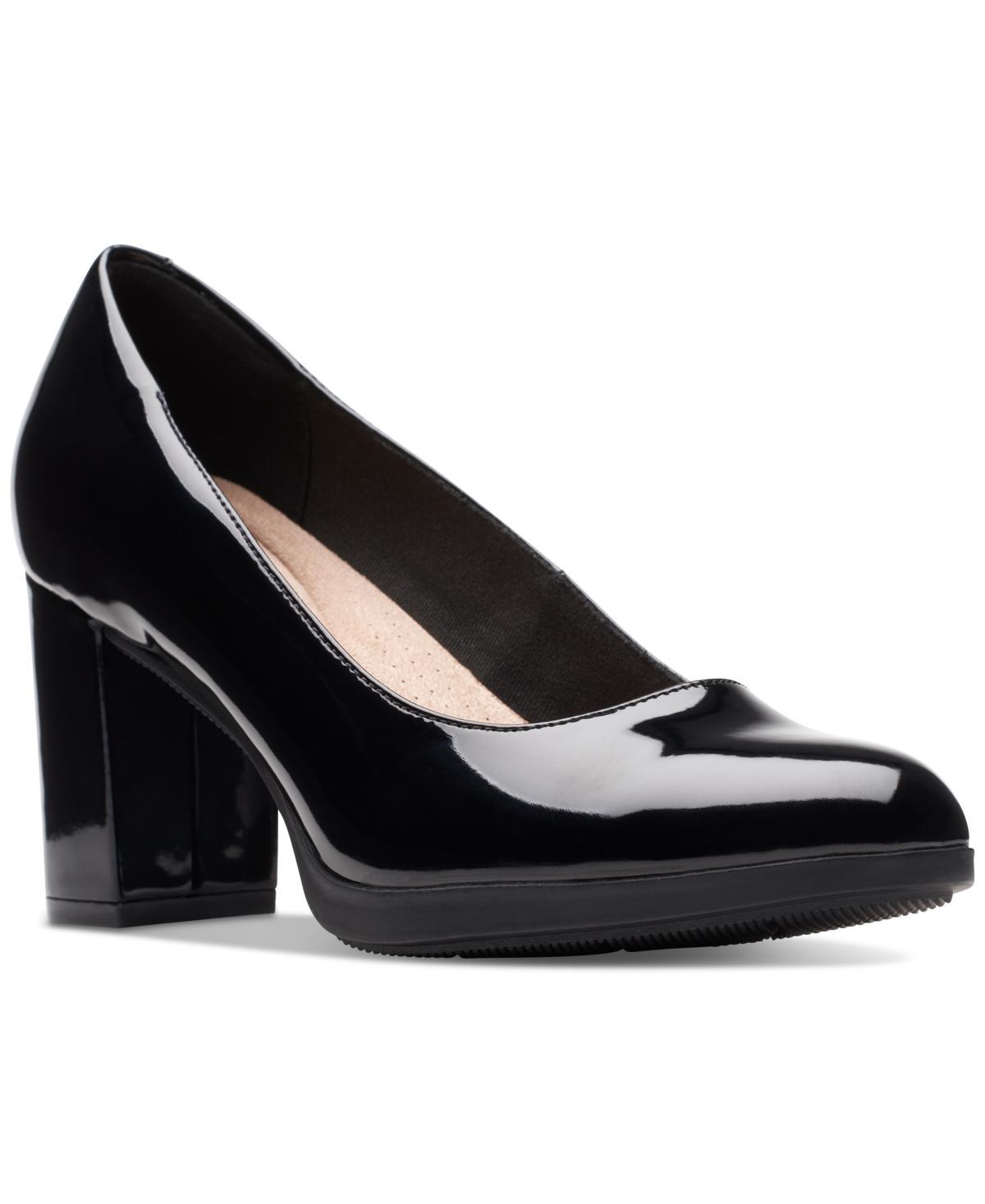 Clarks® Bayla Skip Women's Pumps, Size: 6, Black Product Image