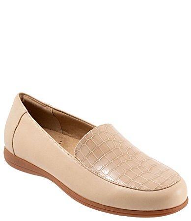 Trotters Deanna Leather Slip Product Image