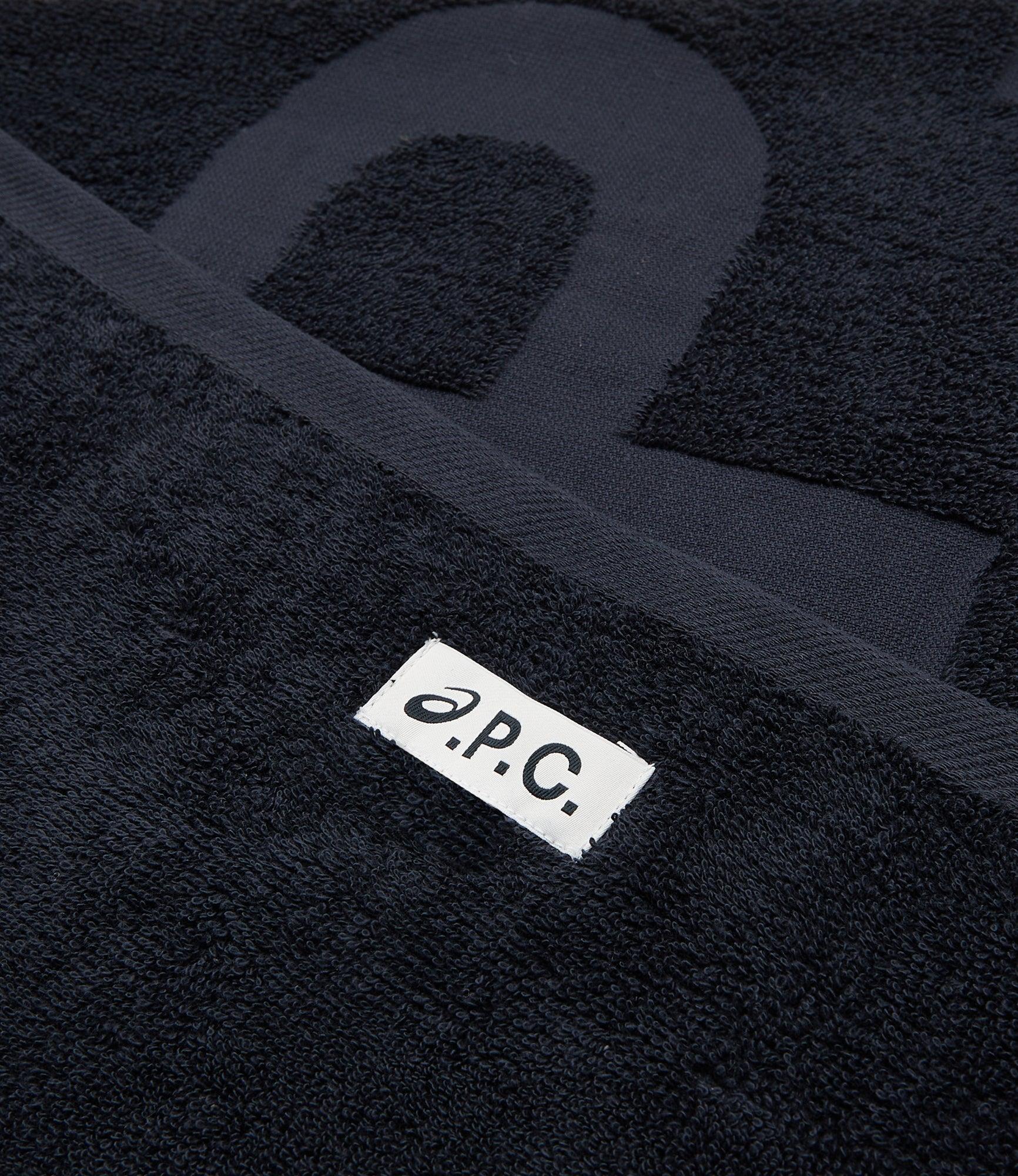 Asics Towel Male Product Image