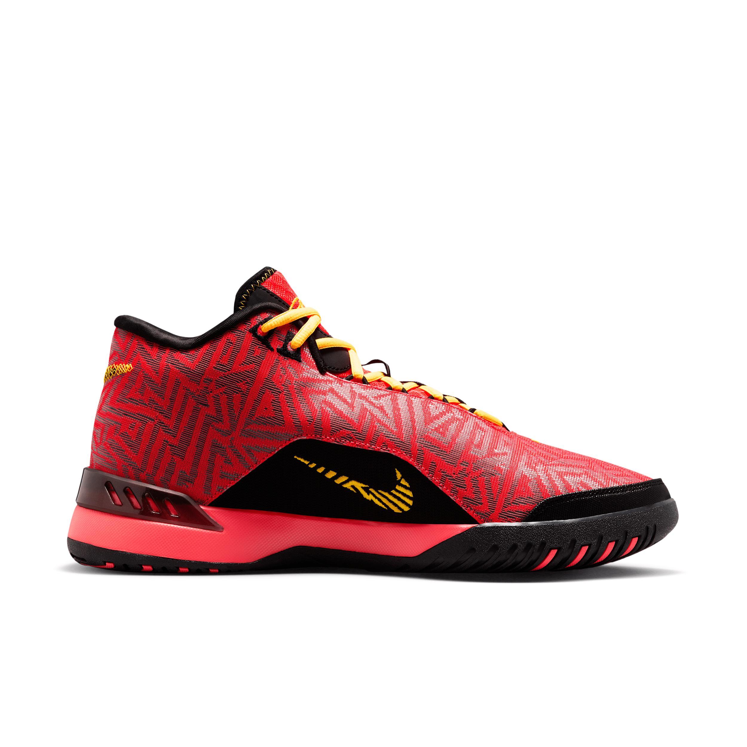 Nike Men's LeBron NXXT Genisus Basketball Shoes Product Image