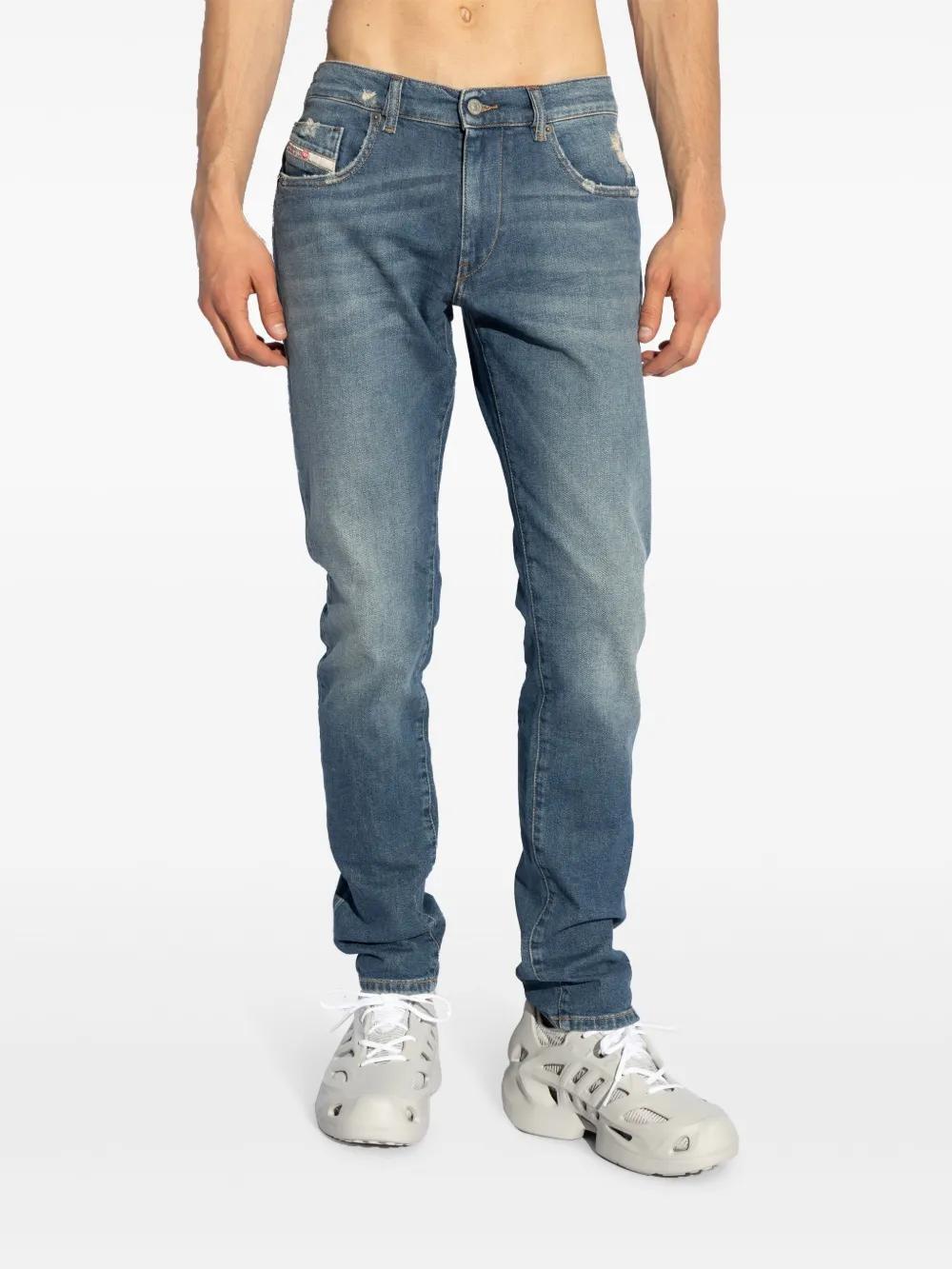 2019 D-Strukt fade-effect slim-fit jeans Product Image