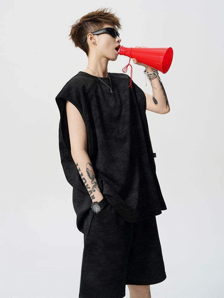 Set: Crew Neck Striped Tie Dye Tank Top + Mid Rise Shorts Product Image