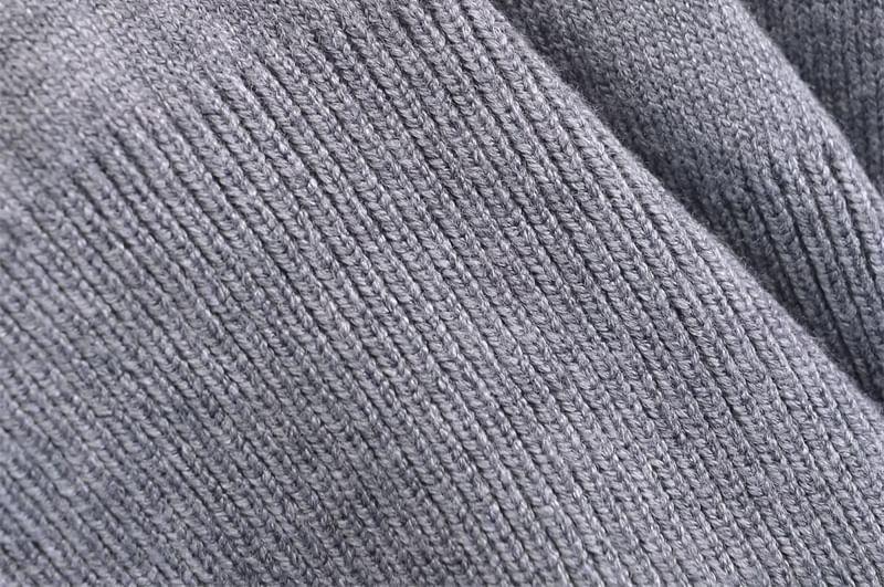 Round Neck Dotted Cardigan Product Image