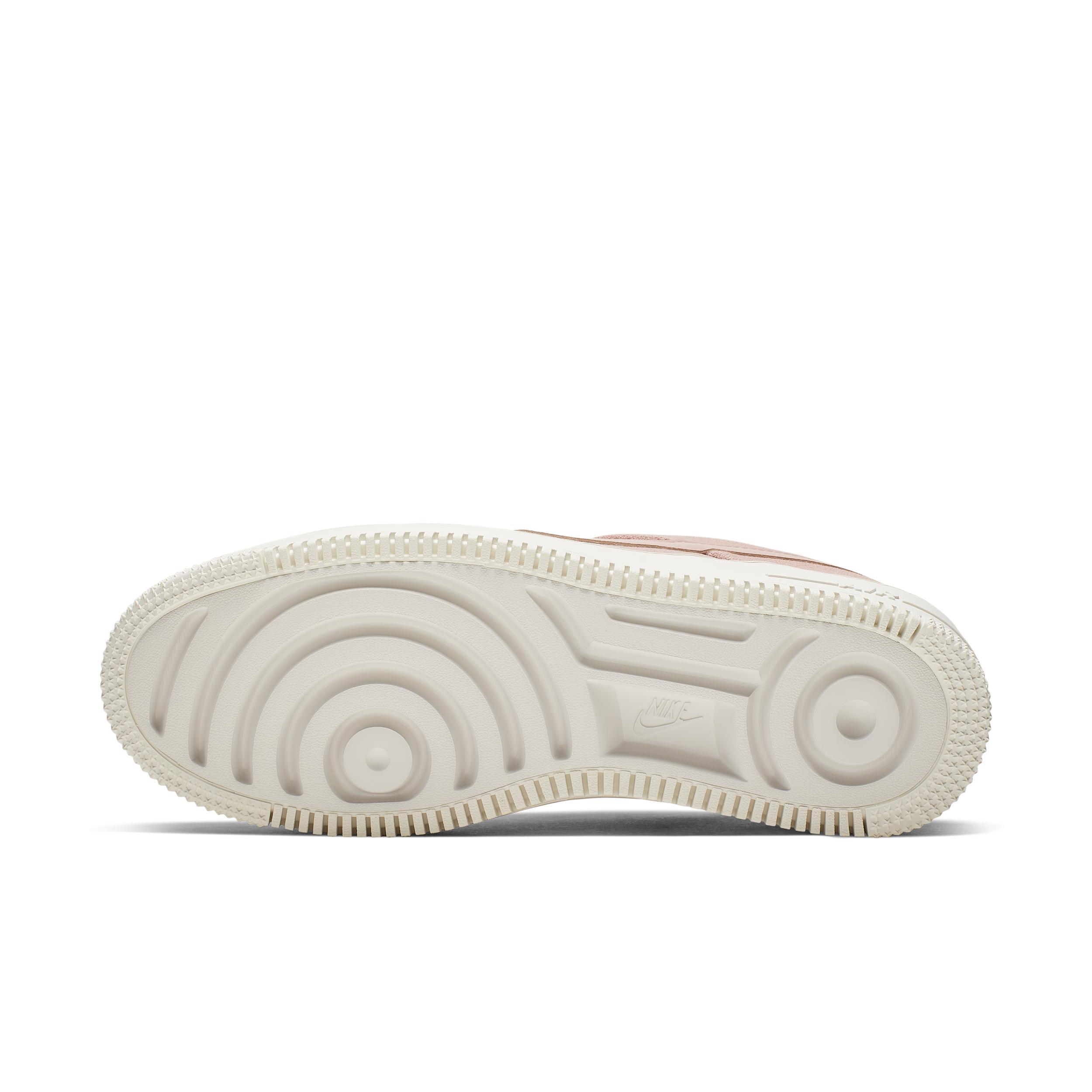 Nike Women's Air Force 1 Sage Low Shoes Product Image