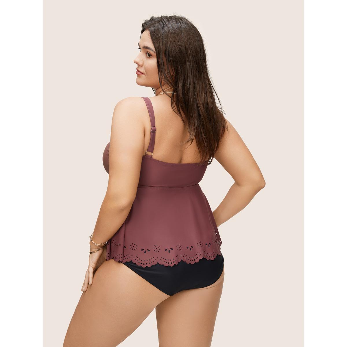 Plus Size Bowknot Front Laser Cut Scalloped Trim Swim Top Women's Swimwear Russet Beach Lined High stretch Bodycon V-neck Curve Swim Tops BloomChic 26/4X Product Image