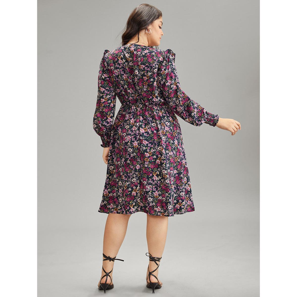 Plus Size Ditsy Floral Notched Pocket Shirred Cuffs Dress DarkBlue Women Elegant Printed Notched collar Long Sleeve Curvy Midi Dress BloomChic 14-16/1X Product Image