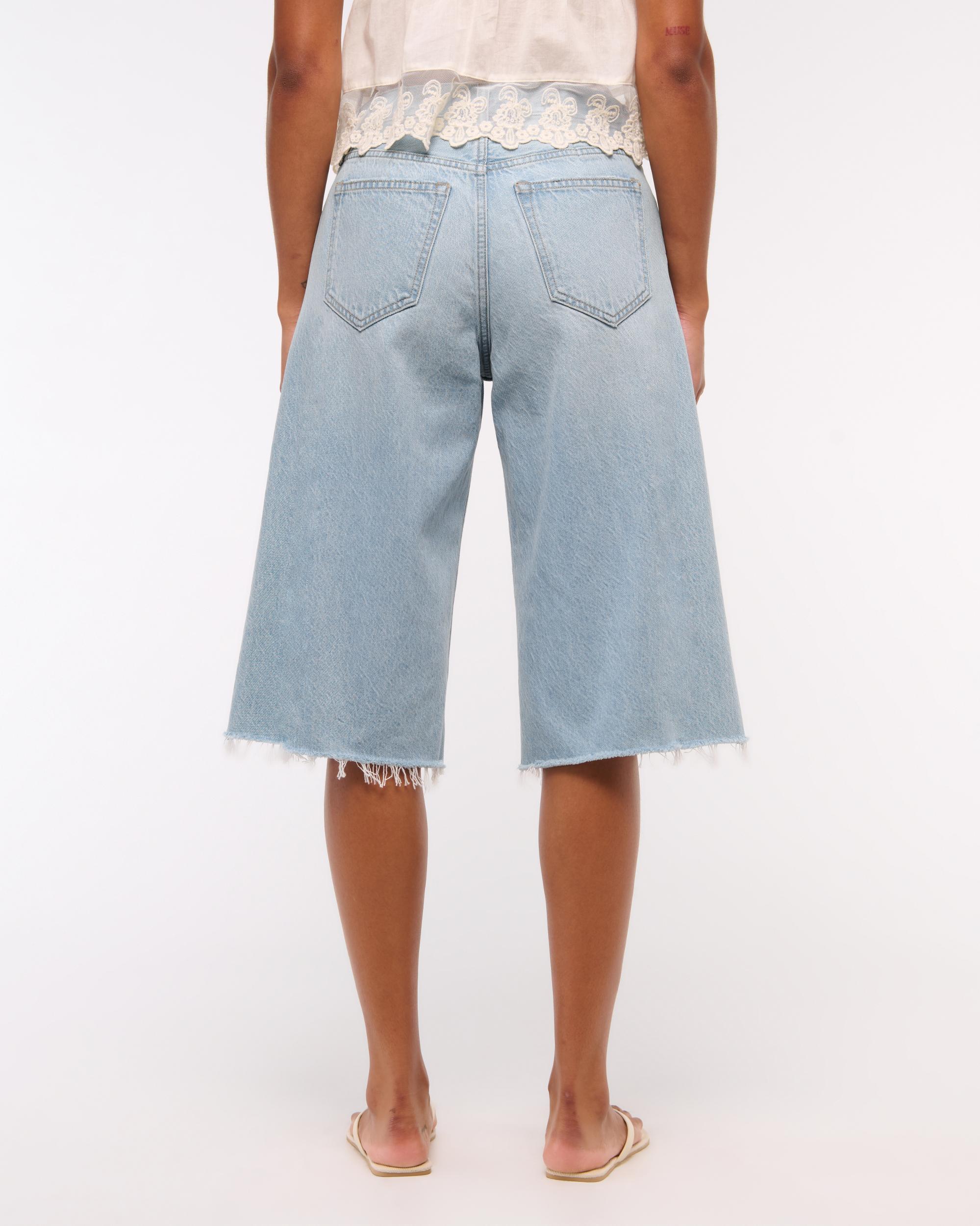 Curve Love Mid Rise Long Jort Product Image