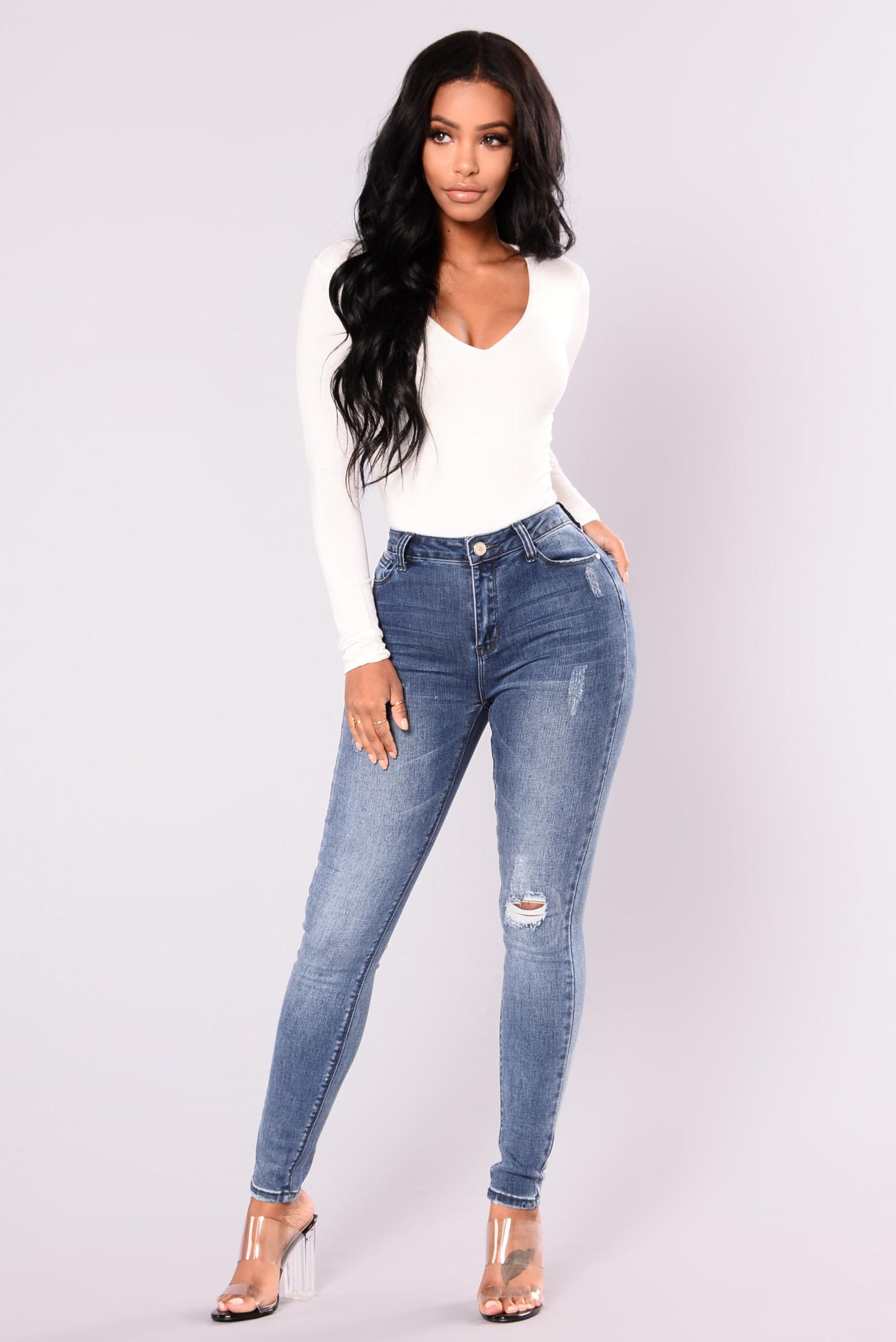 Londyn Tee - Ivory Product Image