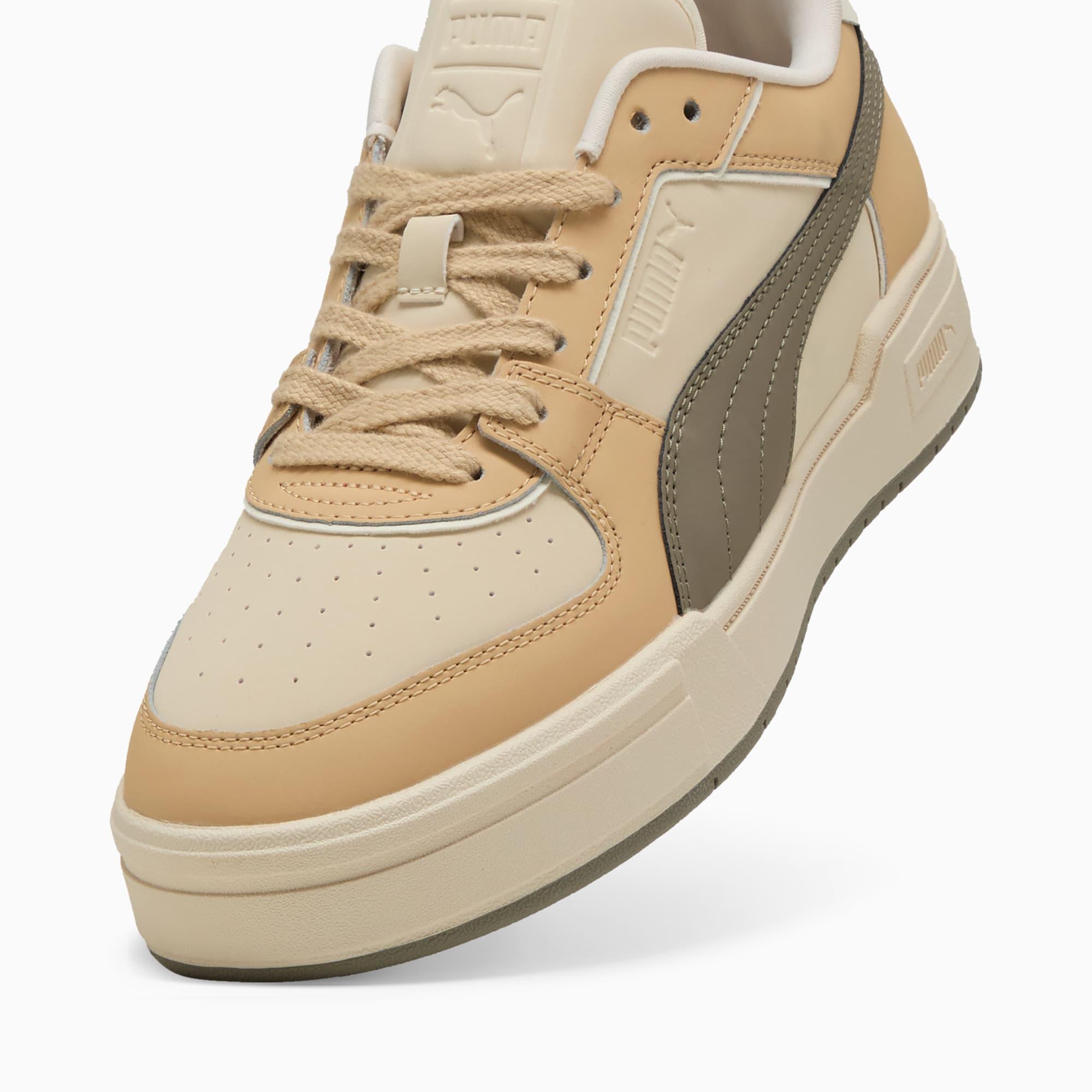CA Pro Classic PRM Men's Sneakers Product Image