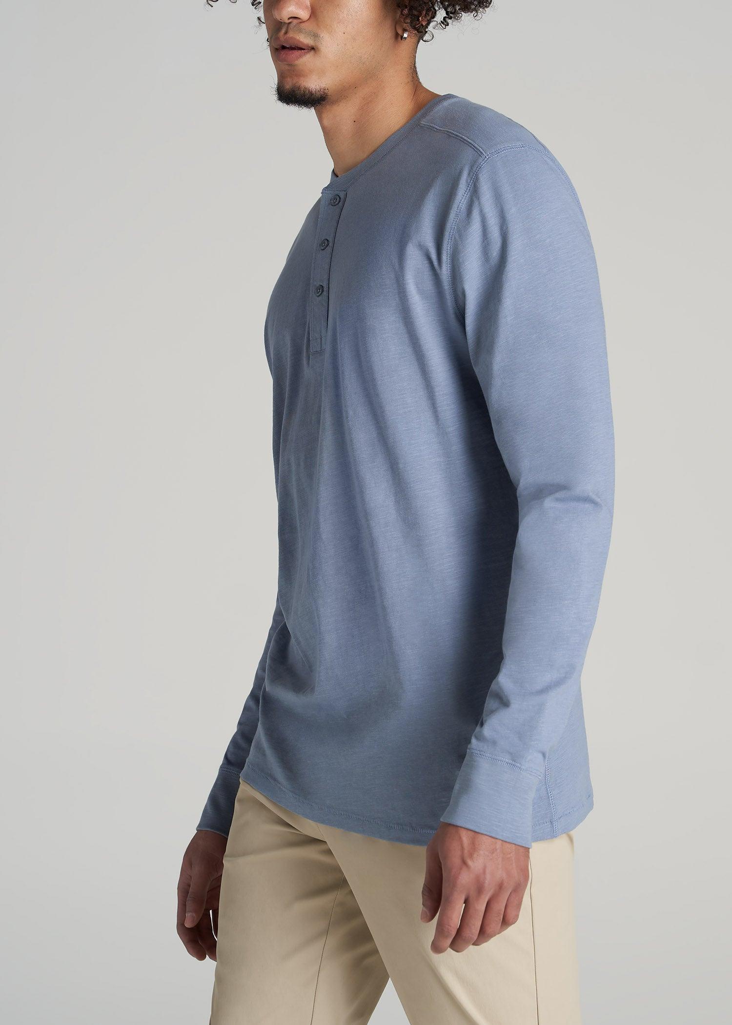 Men's Tall Three Button Long Sleeve Slub Henley in Chambray Product Image