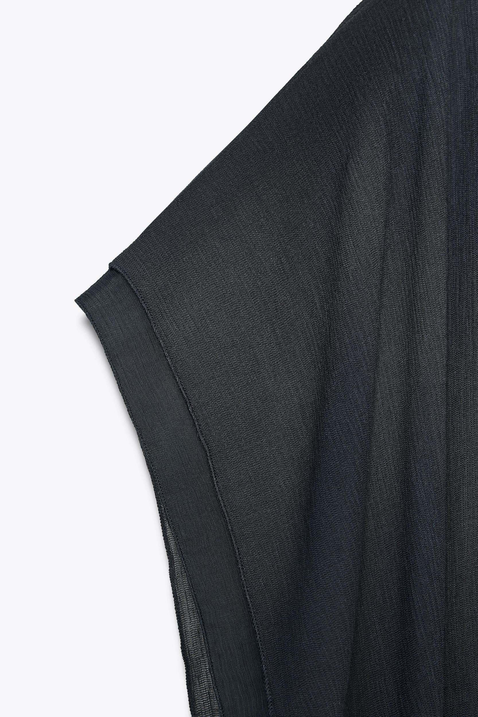ASYMMETRIC TEXTURED CAPE Product Image