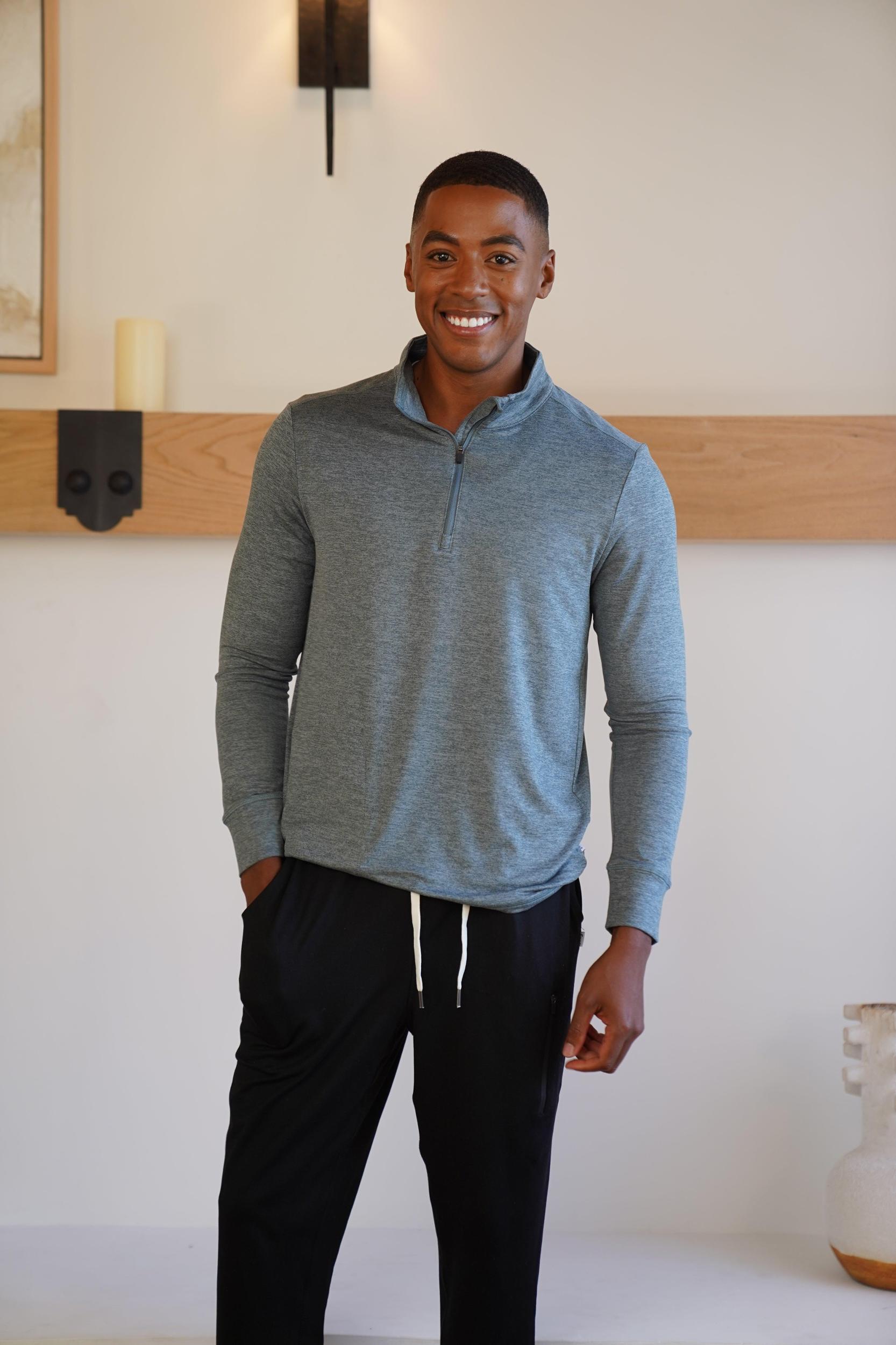 Men's Roam™ 1/4 Zip Male Product Image