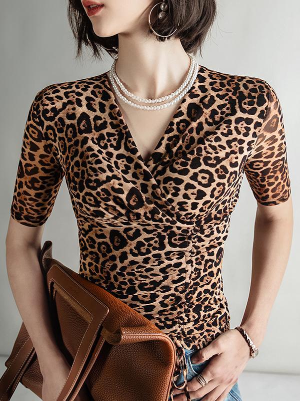 Half Sleeves Skinny Leopard Pleated V-Neck T-Shirts Tops Product Image