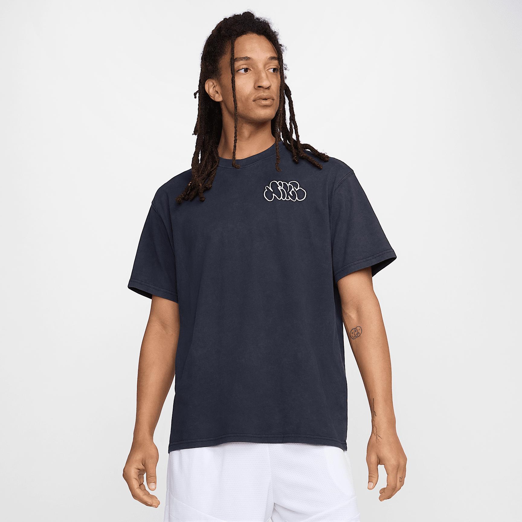 Nike Men's Max90 Basketball T-Shirt Product Image