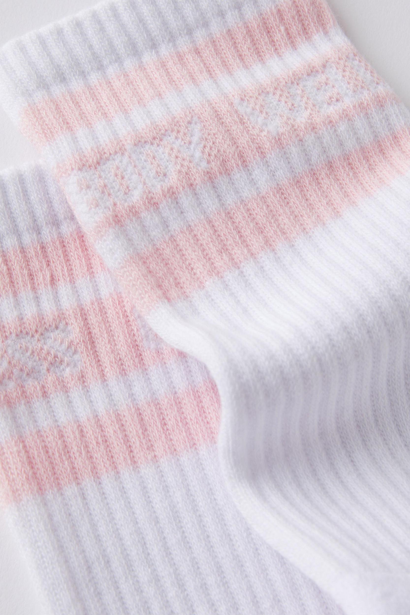 Active Tube Sock Product Image