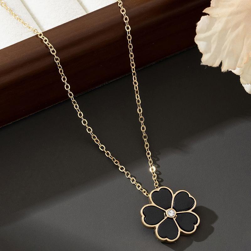 Flower Rhinestone Necklace Product Image