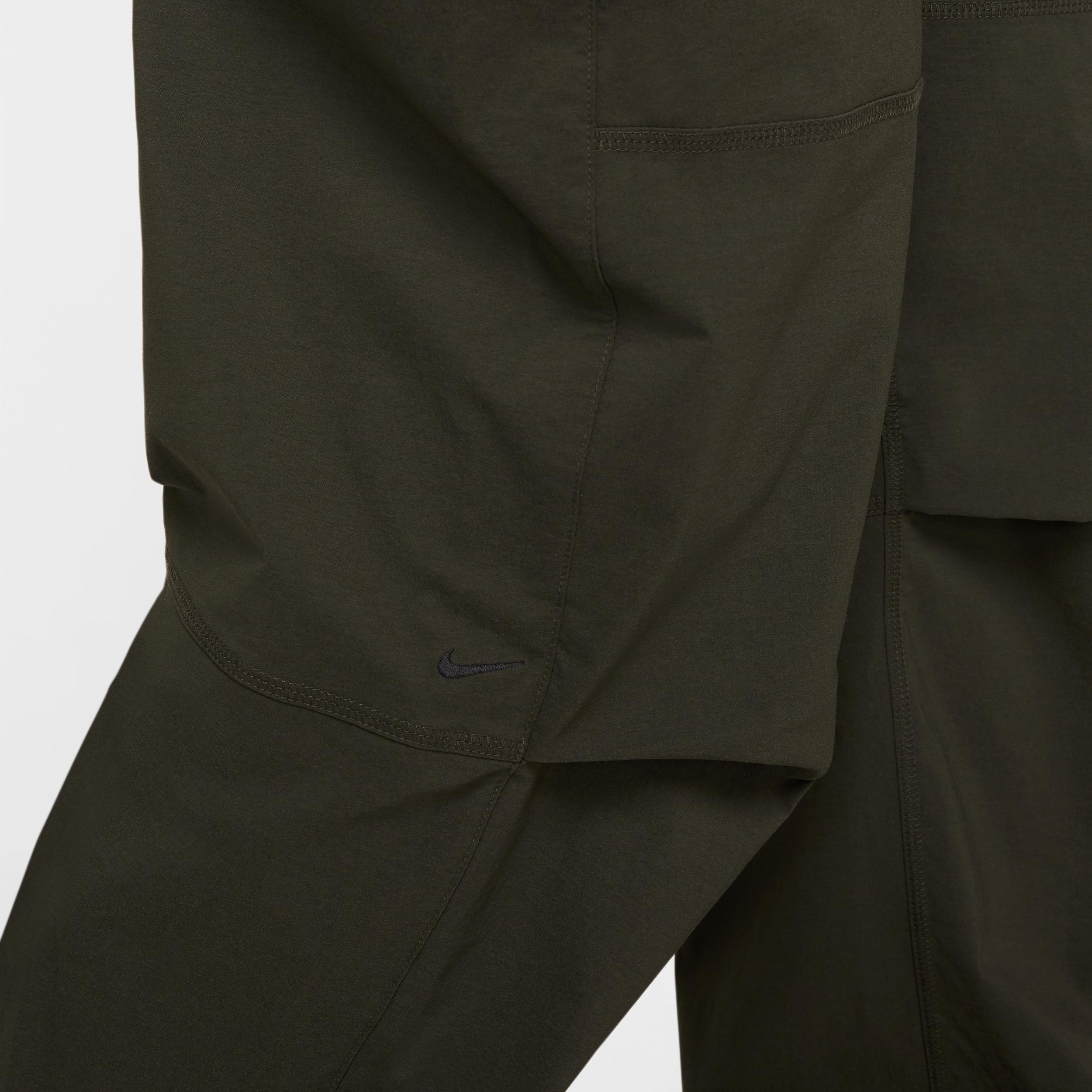 Nike Men's Tech Woven Oversized Pants Product Image