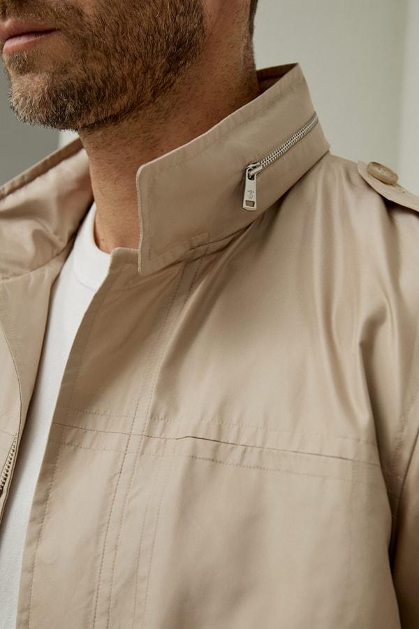 Water-Resistant Modern Utility Men Jacket Product Image