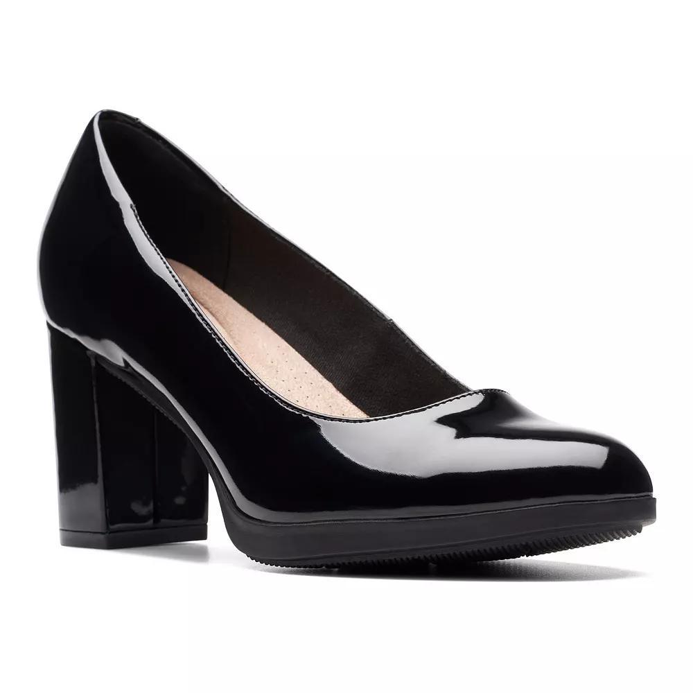 Clarks® Bayla Skip Women's Pumps, Size: 6, Black Product Image