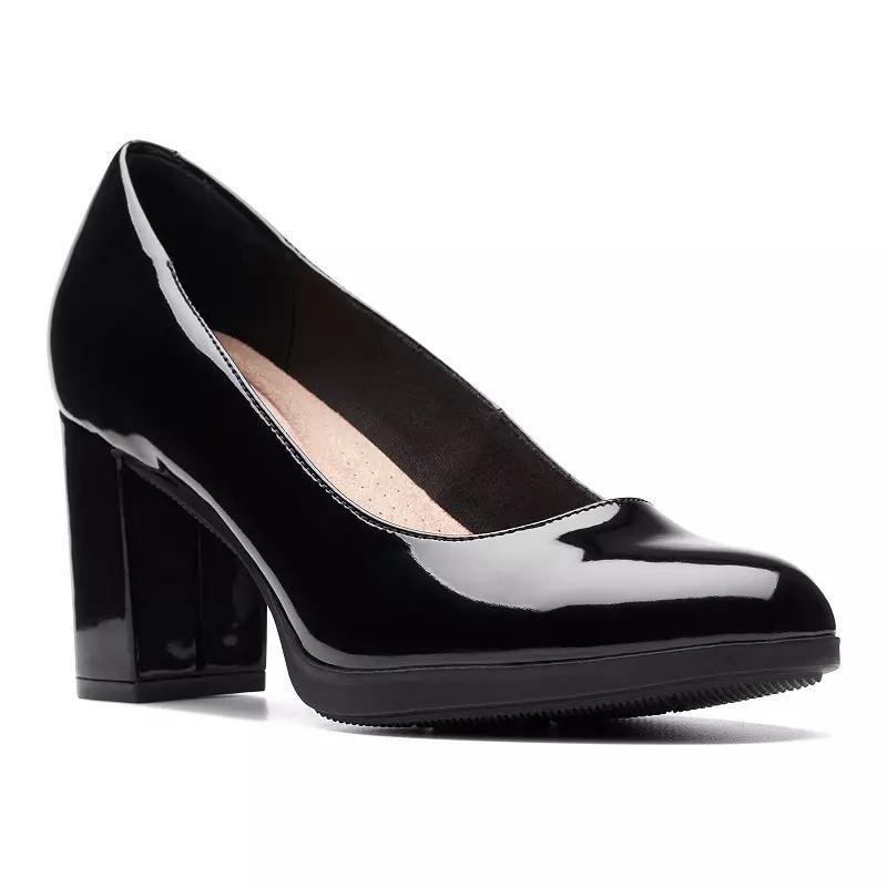 Clarks® Bayla Skip Women's Pumps, Size: 6, Black Product Image
