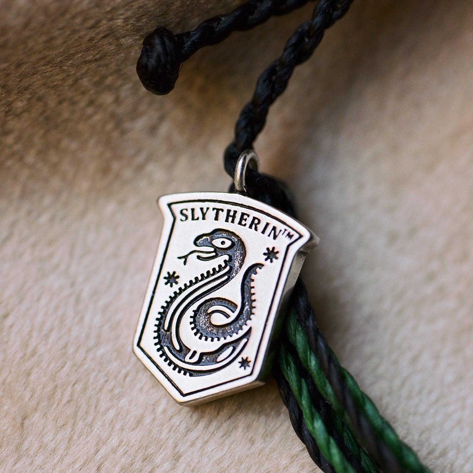 Original Slytherin™ Charm Bracelet Male Product Image