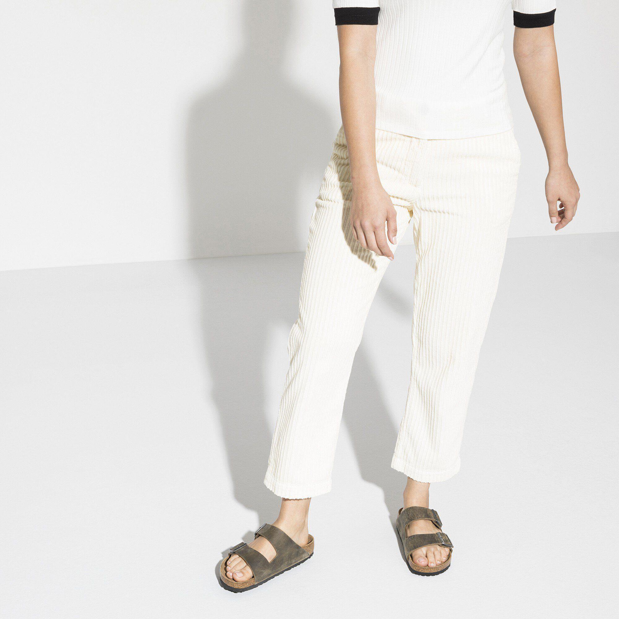 Arizona Soft Footbed Oiled Leather Faded Khaki Product Image