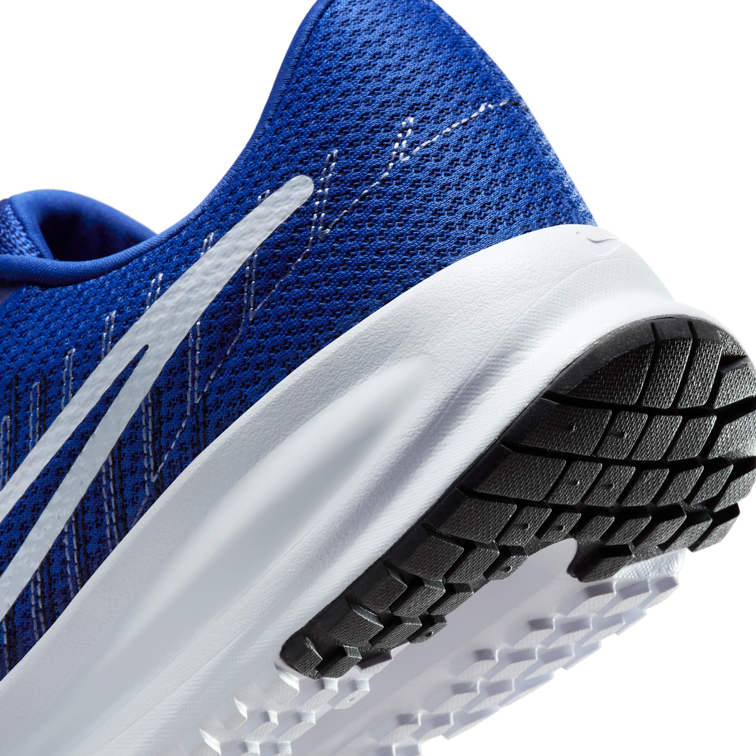Nike Men's Run Defy Road Running Shoes Product Image