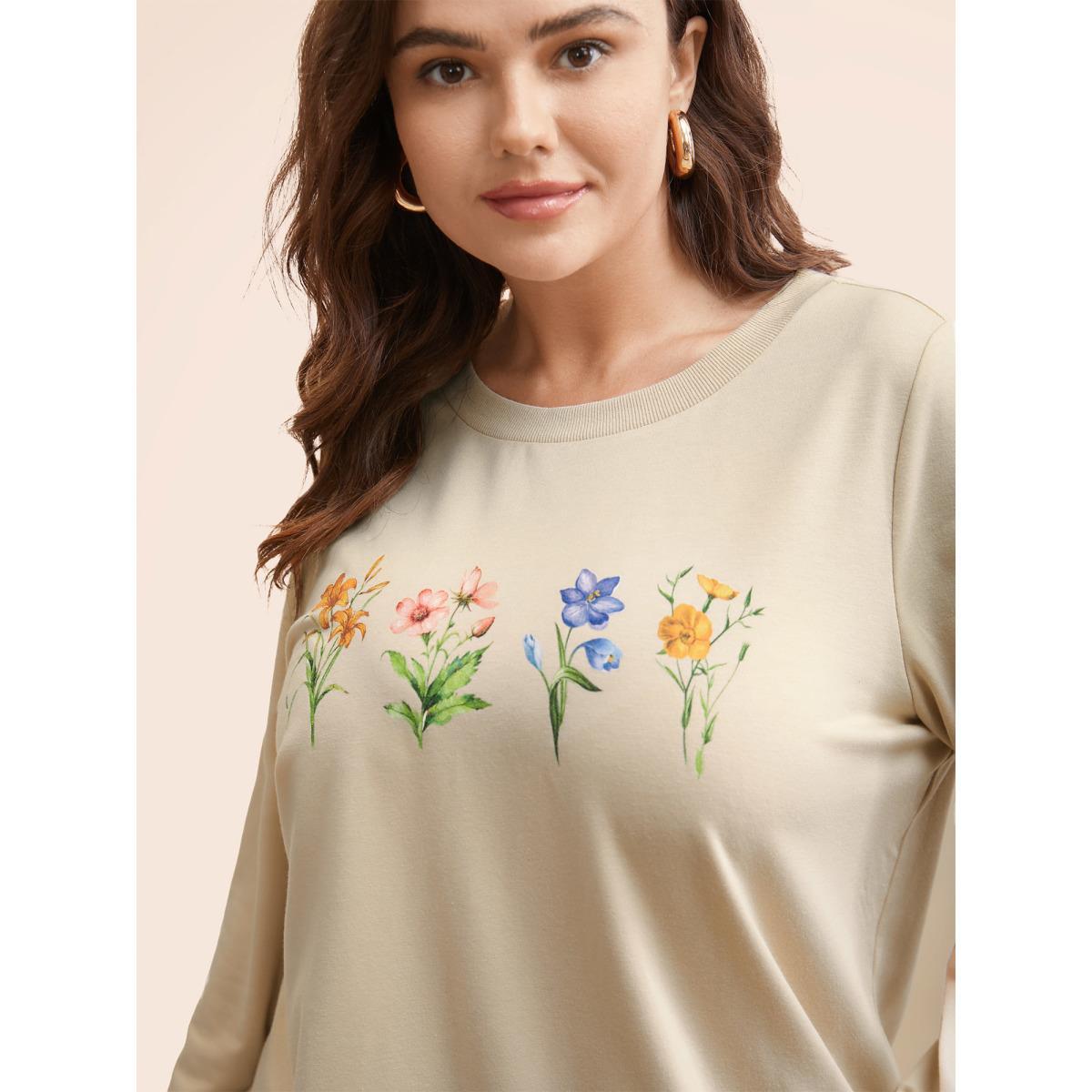 Plus Size Round Neck Natural Flowers Sweatshirt Women Apricot Casual Patchwork Round Neck Everyday Sweatshirts BloomChic 18-20/2X Product Image