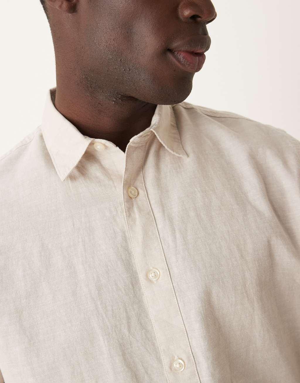 Selected homme linen blend short sleeve shirt in cream Product Image