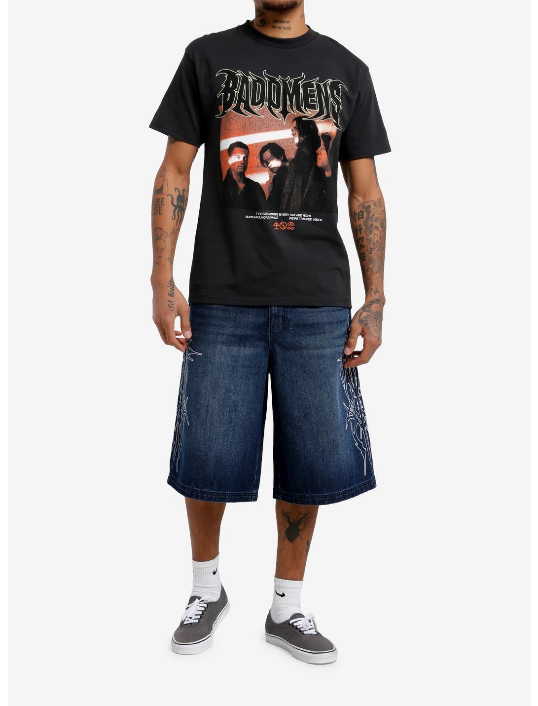 Bad Omens Concrete Jungle Band Portrait Heavyweight T-Shirt Product Image