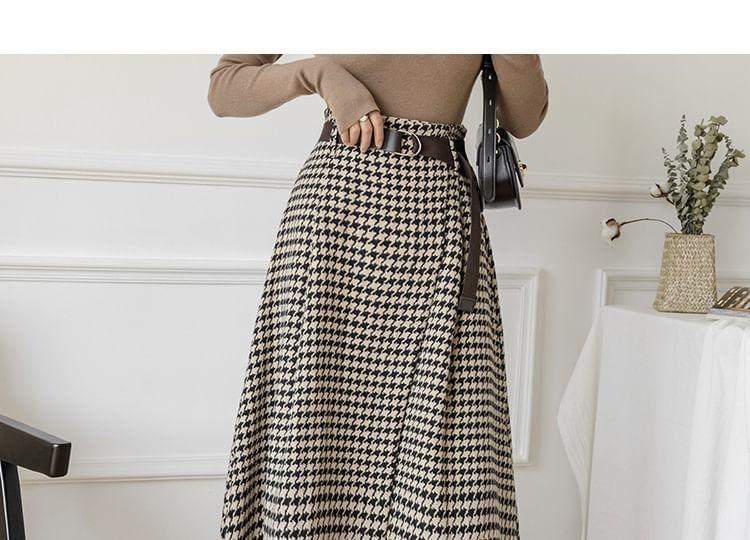 High Waist Plaid Maxi A-Line Skirt Product Image
