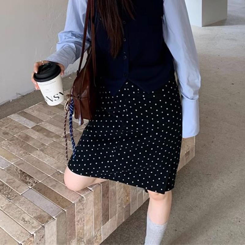 High Waist Dotted Mini Skirt Product Image