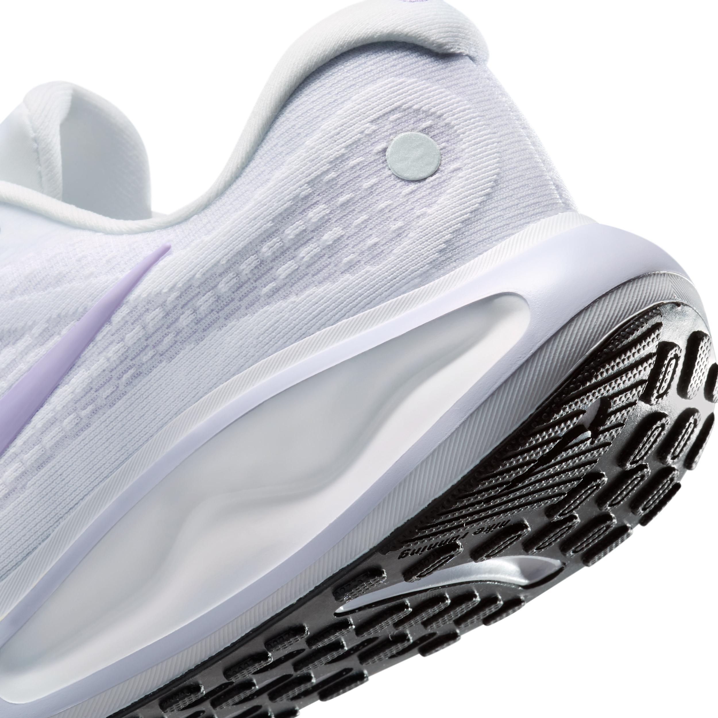 Nike Women's Journey Run Road Running Shoes Product Image