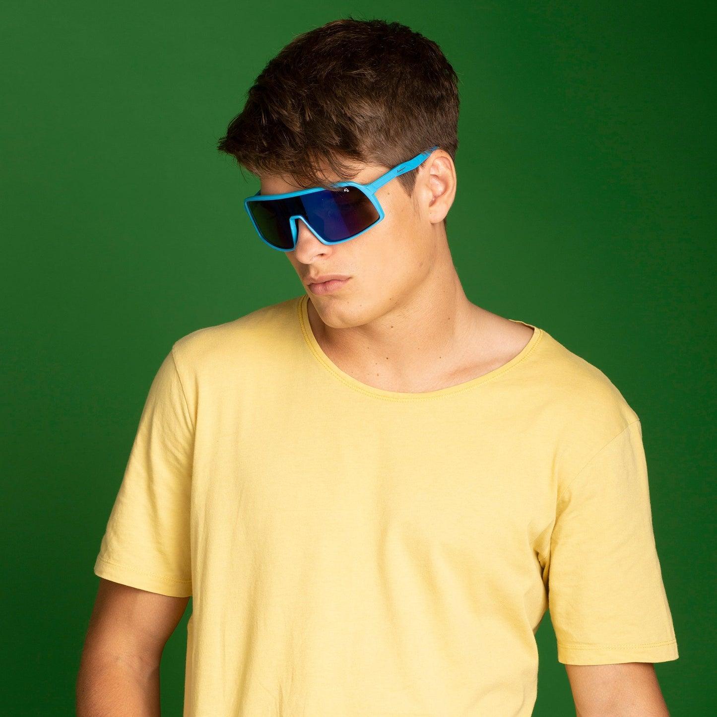 Biscayners Harbor Blue Men's Sunglasses Product Image