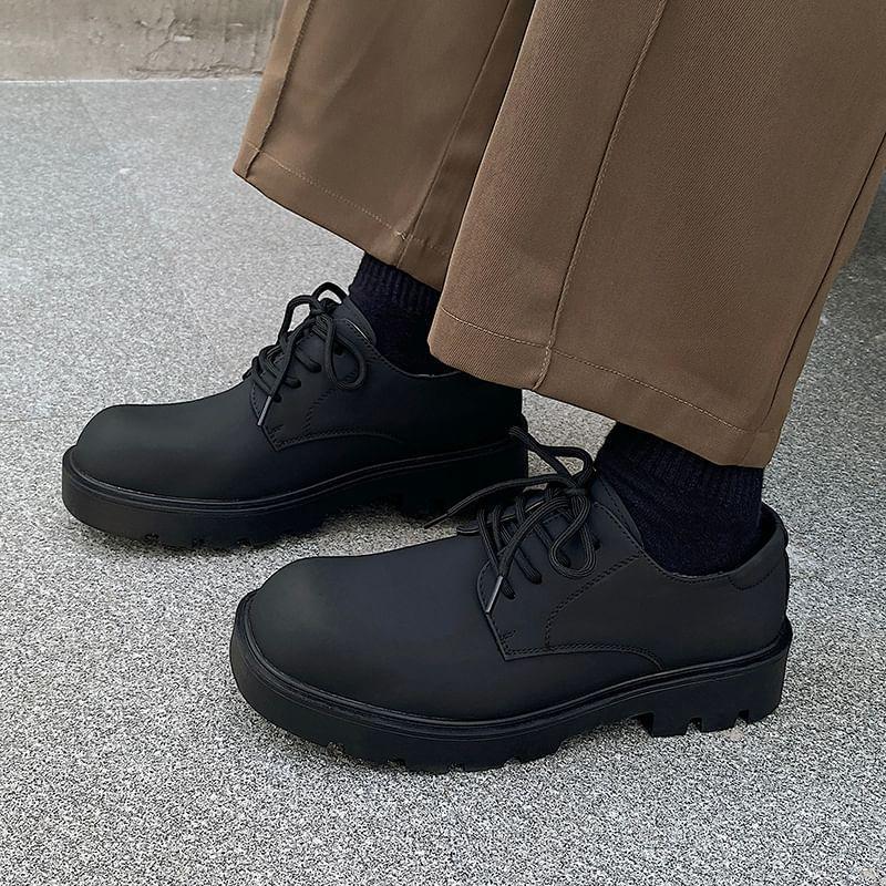 Platform Lace Up Oxford Shoes Product Image