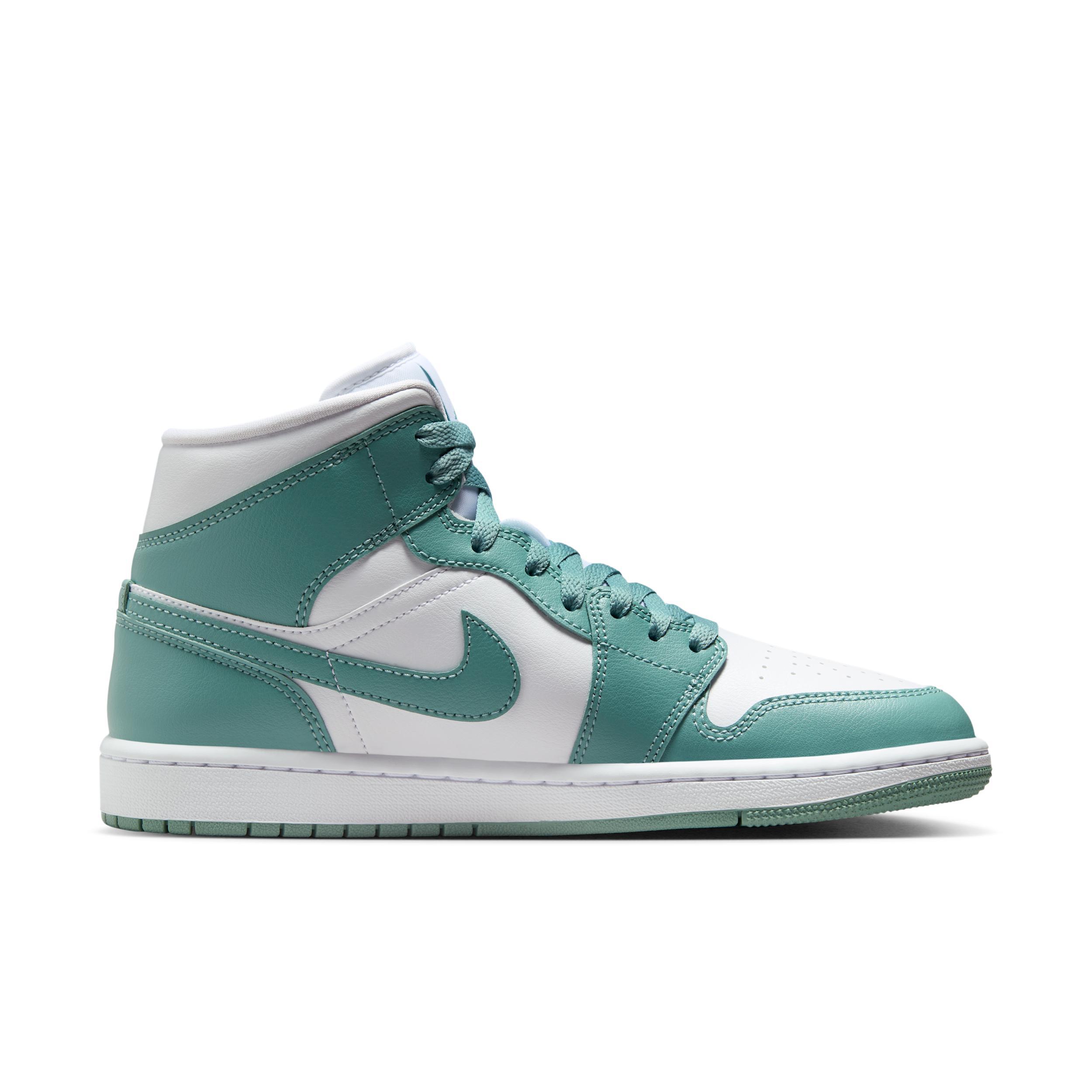 Air Jordan 1 Mid Women's Shoes Product Image