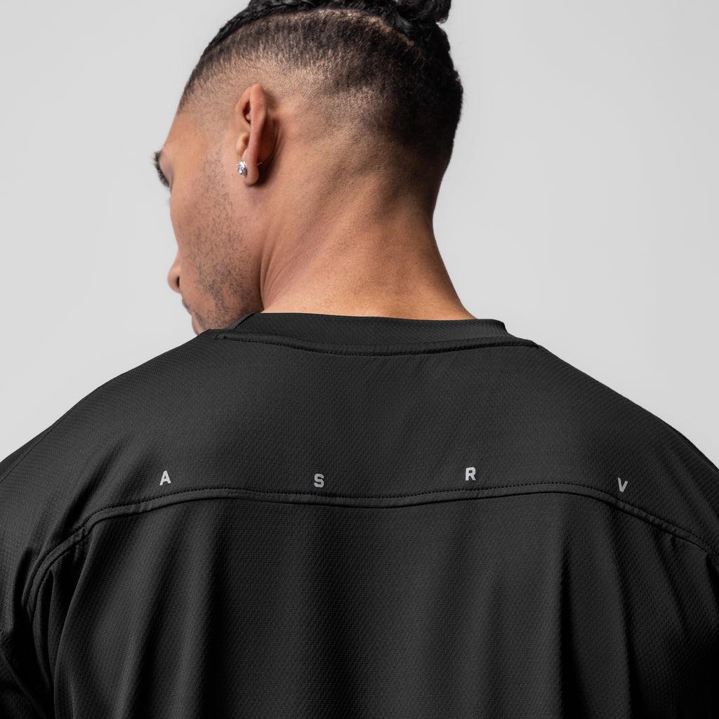 0822. AeroSilver® Oversized Tee - Black Product Image